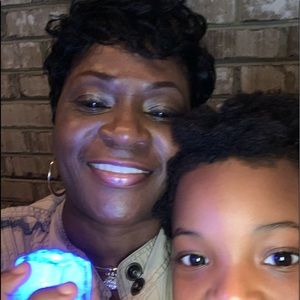 Meet your Posher, Angela